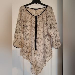 Reitmans blouse with tie up